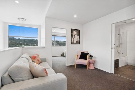 Photo of property in 49a Spyglass Lane, Whitby, Porirua, 5024