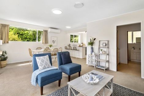 Photo of property in 8b Florio Terrace, Tawa, Wellington, 5028