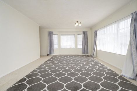 Photo of property in 110 Oxford Street, Tawa, Wellington, 5028