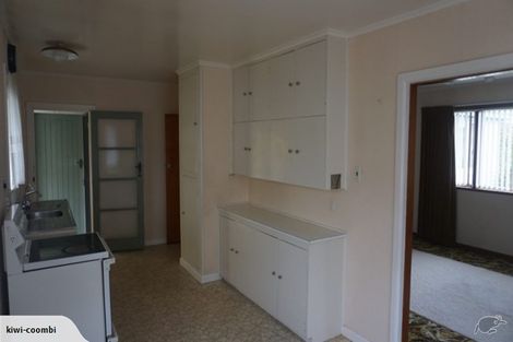 Photo of property in 14 Rogan Street, Mount Roskill, Auckland, 1041