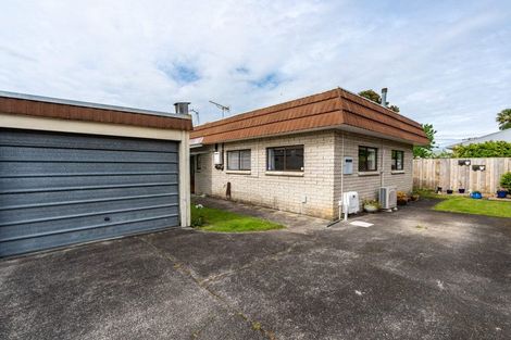Photo of property in 4/1 Saint Olpherts Avenue, Hamilton East, Hamilton, 3216