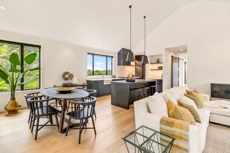 Photo of property in 8 Collings Drive, Lucas Heights, Albany, 0793