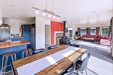 Photo of property in 137 Kenrigg Road West, Kinloch, Taupo, 3377