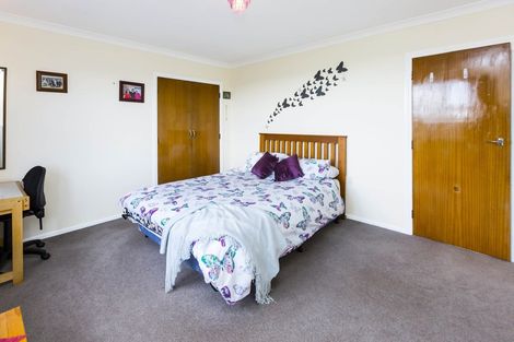 Photo of property in 27 Sunnyview Drive, Brown Owl, Upper Hutt, 5018