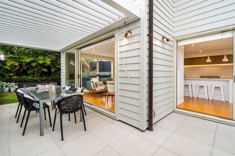 Photo of property in 1/48 Hart Road, Hauraki, Auckland, 0622