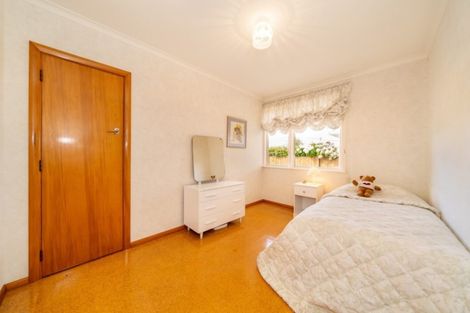 Photo of property in 96 Fraser Crescent, Elderslea, Upper Hutt, 5018