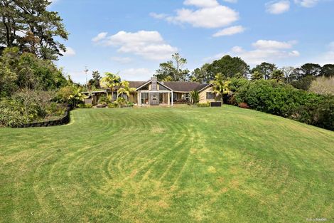 Photo of property in 65 Vaughans Road, Okura, Albany, 0792