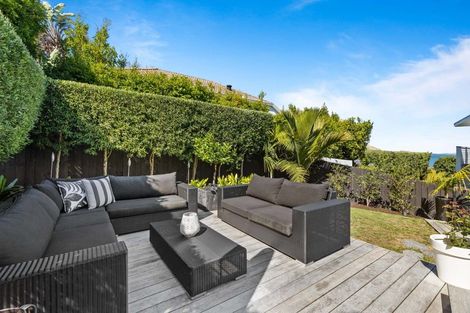 Photo of property in 4c Beach Road, Castor Bay, Auckland, 0620