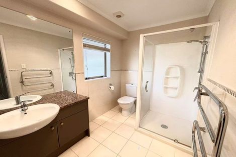 Photo of property in 4 Powercourt Drive, Flat Bush, Auckland, 2019