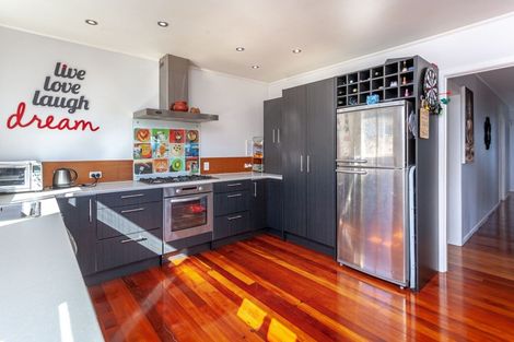 Photo of property in 210 Waikiekie Road, Thames, 3500