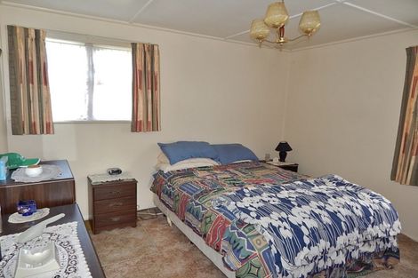 Photo of property in 56 Domett Street, Westport, 7825