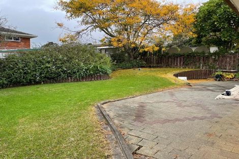 Photo of property in 33 Cromdale Avenue, Highland Park, Auckland, 2010