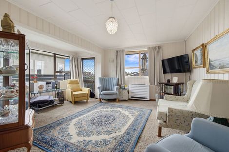 Photo of property in 2/1151 Bank Street, Te Awamutu, 3800