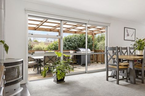 Photo of property in 2/86 Hinemoa Avenue, Taupo, 3330