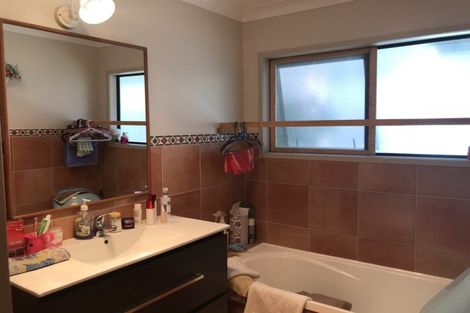 Photo of property in 23 Drumquin Rise, Dannemora, Auckland, 2016