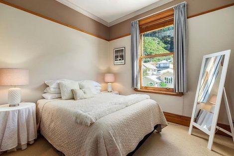 Photo of property in 128 Tinakori Road, Thorndon, Wellington, 6011