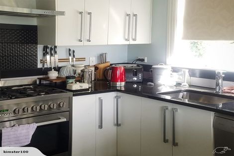 Photo of property in 36 Adderley Terrace, Ravensbourne, Dunedin, 9022