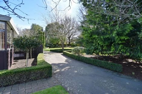 Photo of property in 361 Gardiners Road, Harewood, Christchurch, 8051