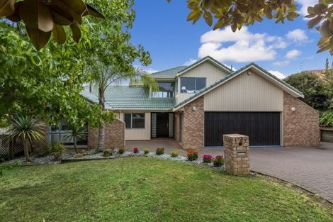Photo of property in 2 Lucas Way, Albany, Auckland, 0632