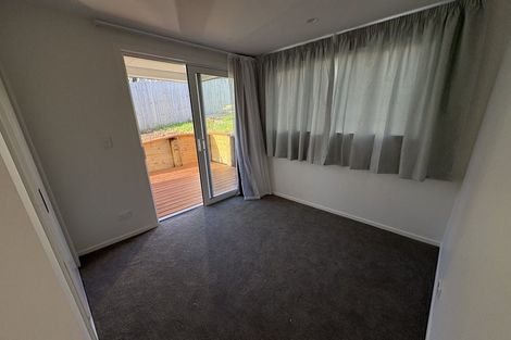 Photo of property in 23 Highland Avenue, Titirangi, Auckland, 0604
