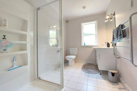 Photo of property in 199 Woodlands Park Road, Titirangi, Auckland, 0604