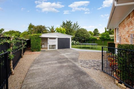 Photo of property in 43 Berkley Avenue, Hillcrest, Hamilton, 3216