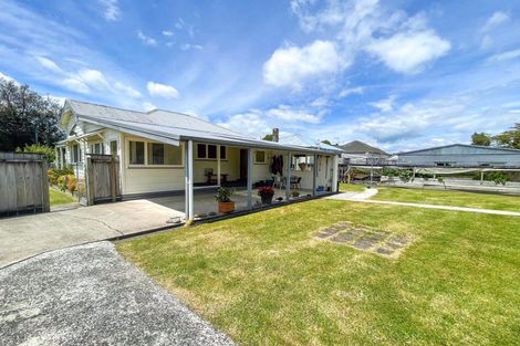 Photo of property in 10 Carroll Street, Te Kuiti, 3910