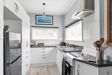 Photo of property in 11 Cameron Street, Seaview, Timaru, 7910