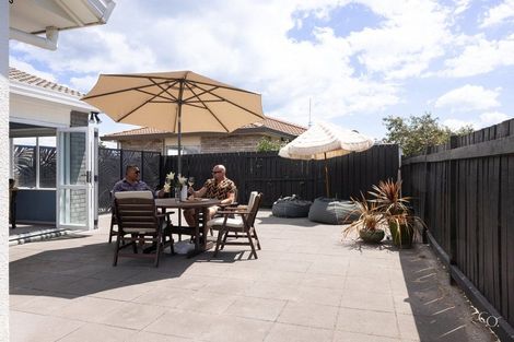 Photo of property in 27 Balmacewen Place, Mount Maunganui, 3116