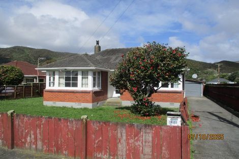 Photo of property in 1086 High Street, Taita, Lower Hutt, 5011