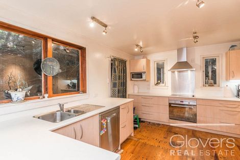 Photo of property in 18 Tanekaha Road, Titirangi, Auckland, 0604