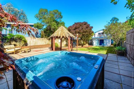 Photo of property in 16 Tovey Street, New Brighton, Christchurch, 8061