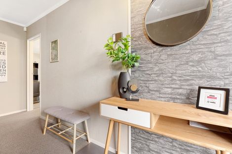 Photo of property in 1 Kimberley Grove, Westbrook, Palmerston North, 4412