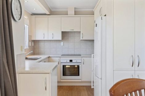 Photo of property in 65 Golf Road, Mount Maunganui, 3116