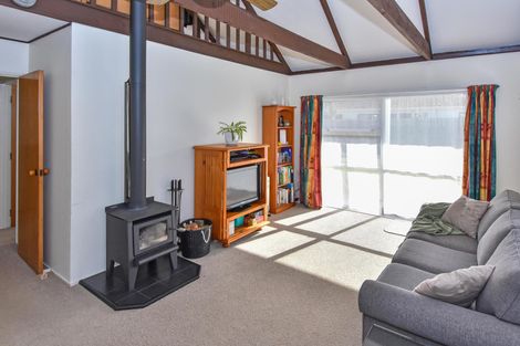 Photo of property in 1/11 Honey Place, Weymouth, Auckland, 2103