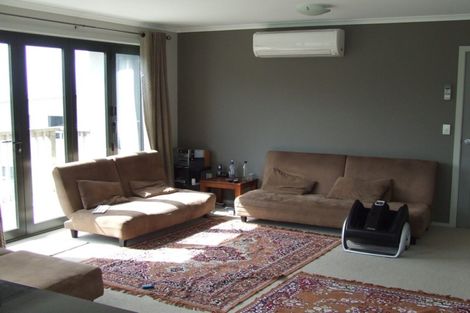 Photo of property in 80 Downing Street, Crofton Downs, Wellington, 6035