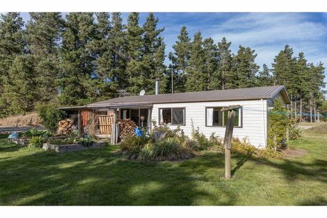 Photo of property in 25 Russells Road, Oxford, 7495