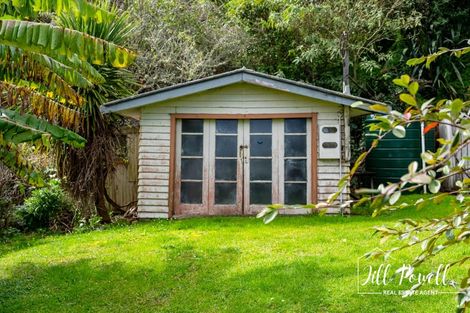 Photo of property in 13 Moana Road, Tinopai, 0593