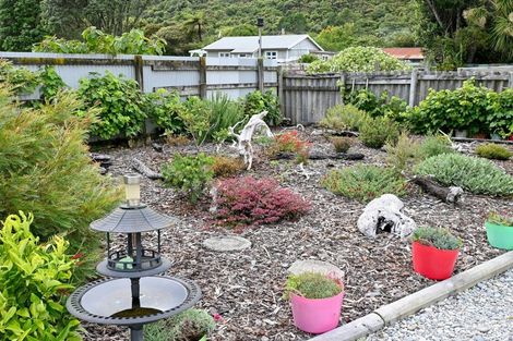 Photo of property in 11 Corbett Street, Hector, 7822