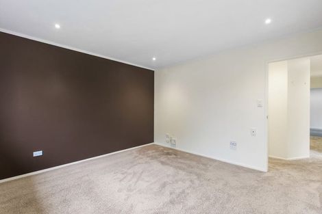 Photo of property in 2/10 Mangarata Avenue, Papatoetoe, Auckland, 2025