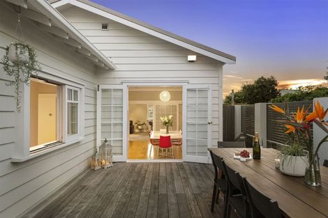 Photo of property in 69 Pine Street, Mount Eden, Auckland, 1041