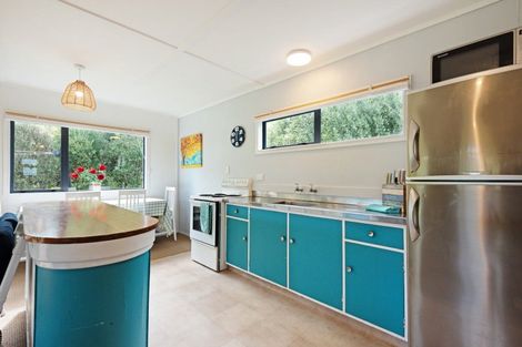 Photo of property in 33 Arcus Road, Te Horo, Otaki, 5582