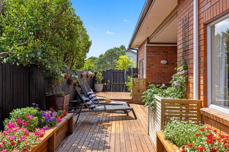 Photo of property in 11 Totara Views Drive, Red Beach, 0932