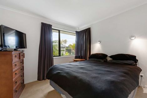 Photo of property in 41b Springs Road, Parakai, 0830