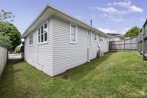 Photo of property in 123 Wharf Road, Te Atatu Peninsula, Auckland, 0610