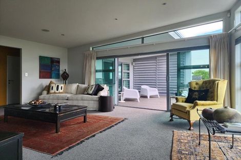 Photo of property in 46 Victoria Road, New Plymouth, 4310