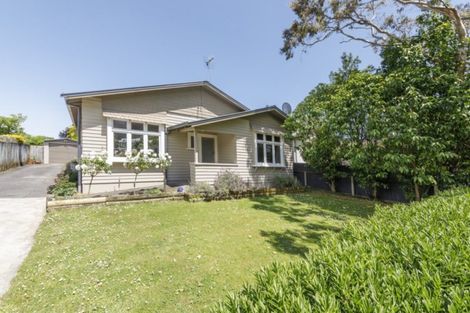 Photo of property in 10 Mere Mere Avenue, Palmerston North, 4414