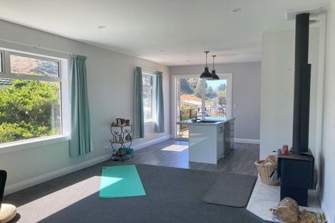 Photo of property in 28 Hugh Street, Sawyers Bay, Port Chalmers, 9023