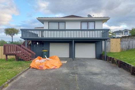 Photo of property in 21 Rhinevale Close, Henderson, Auckland, 0612