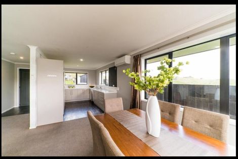 Photo of property in 12 Ballintoy Park Drive, Welcome Bay, Tauranga, 3175